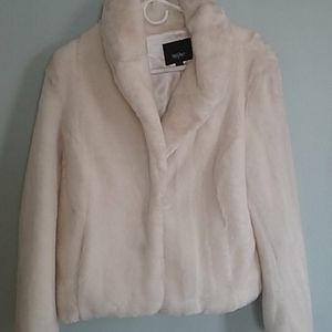 Mossimo Large super soft faux fur ivory jacket.